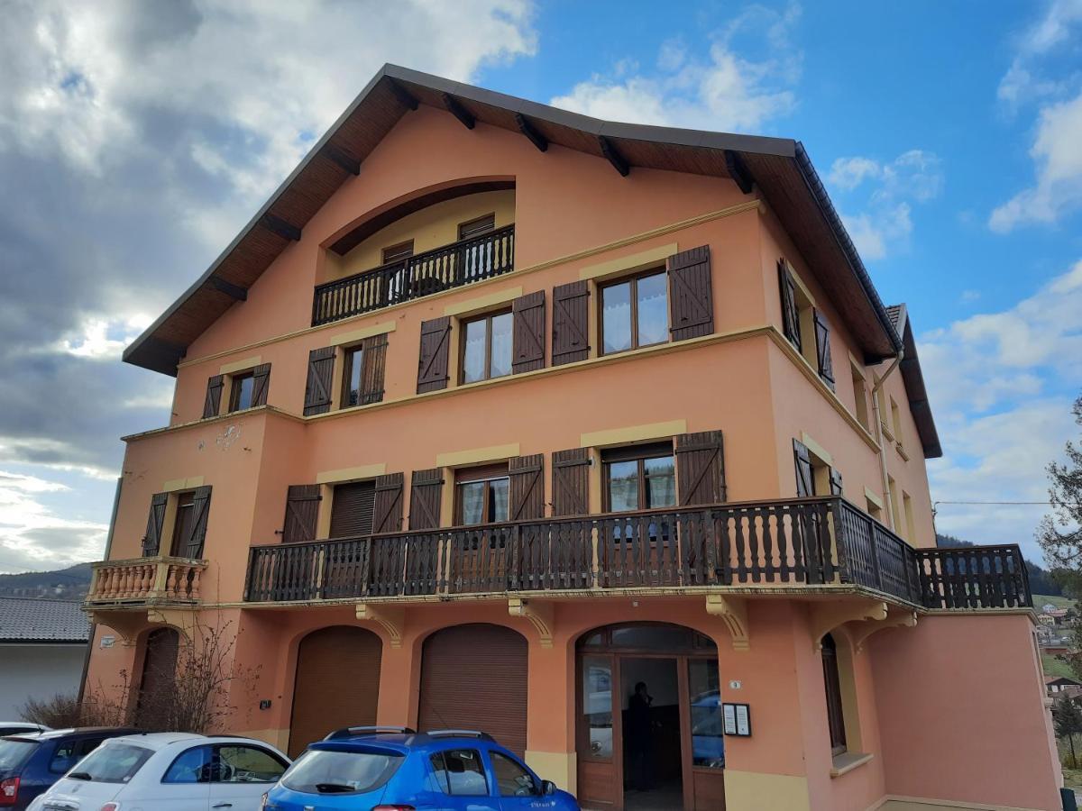 MIRABELLE à GERARDMER Gérardmer Exterior foto
